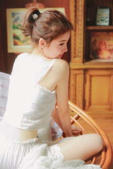 娇妻李甜